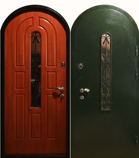 Кованые двери с аркой