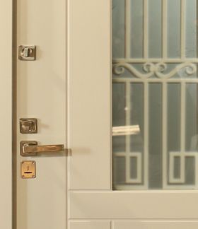 Дверная ручка двери МДФ шпон