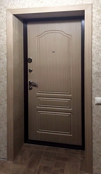 Квартирная МДФ дверь
